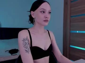 Away mistress_mialibra on Chaturbate