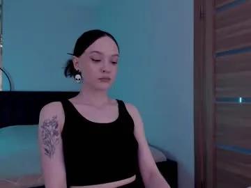 Away mistress_mialibra on Chaturbate