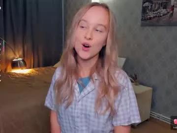 nicolavanderbie — GOAL: make my top weeet<3 [55 tokens remaining] Welcome to my room! #new #shy #feet #teen #skinny