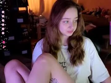 Freechat queen_kitty1818 on Chaturbate