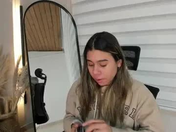 Chaturbate rachell_criss  is Freechat  rachell_criss — Freechat on Chaturbate