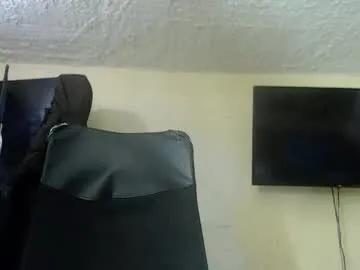 Freechat real1dk on Chaturbate