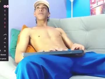 Freechat robert_kingg on Chaturbate