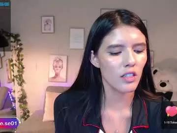 Freechat rose_se on Chaturbate