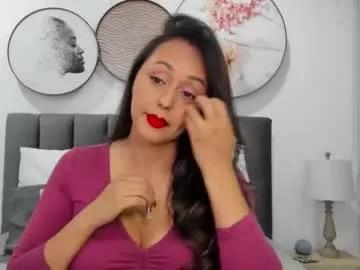 Freechat saharagarcia on Chaturbate