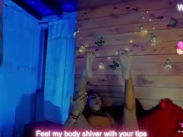 sara_thompson01 on Chaturbate 