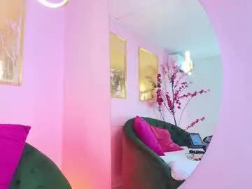 Freechat scarlette04 on Chaturbate