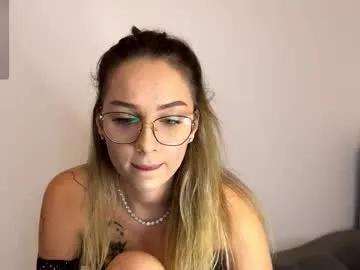 scarlettsmithz — GOAL: Fingering ass [151 tokens remaining] 5 #teen #anal #masturbation #18 #lovense
