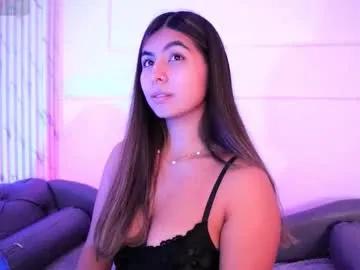 Freechat shelleymorell on Chaturbate