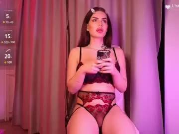 Freechat sophiacherie on Chaturbate