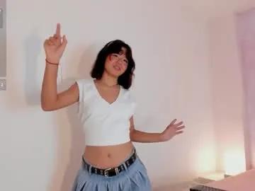 sophie_smitt — GOAL: I show you my open ass and rub it faster [70 tokens remaining] Welcome to my room, fuck my tight pussy my man #cute #skinny #new #petite #young