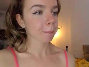 Avatar of stella_vans