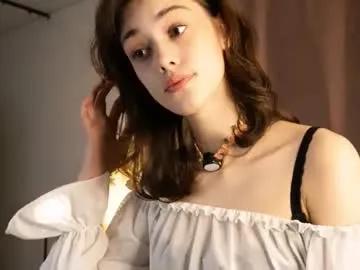 t_tragedienne — Goal: Ramove skirt - I'm Helena, a little #shy about my #smalltits becuse i'm #18 years old, #young #new girl here [164 tokens remaining]