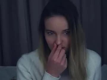 Freechat tashinapetitto on Chaturbate