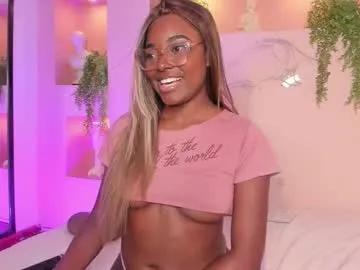 taylorviidal — Craving a hot tittyfuck? Come play between my soft boobs and let me drive you crazy  - Goal: titty fuck [530 tokens left] #ebony #teen #bigass #lovense #latina