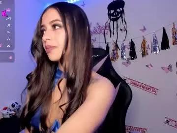 tiffany_sofia_ — GOAL: to suck feet 3min [41 tokens remaining] Welcome to my room #feet #footjob #pantyhose #shy #smoke