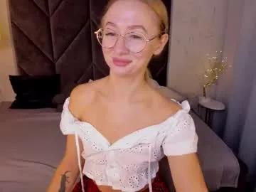 Freechat victorialight on Chaturbate