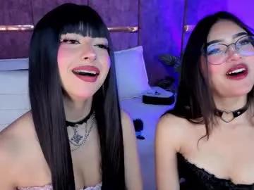 Freechat viollettebylyly on Chaturbate