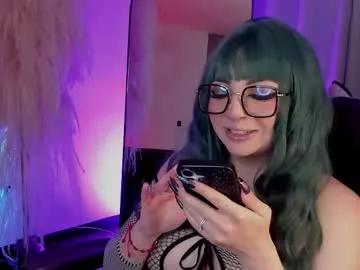 your_littlepervert_ — I like exploring my limits and yours #bdsm #squirt #smoke #teen #slut [2500 tokens remaining]