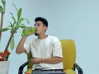 artur_blaze on Flirt4Free
