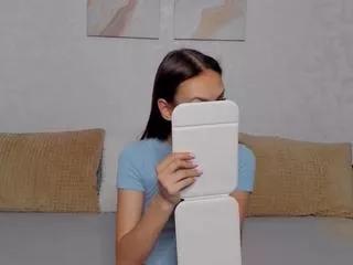 chloe_teles