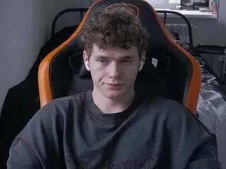 dany_davis on Flirt4Free