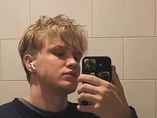 james_skcott on Flirt4Free