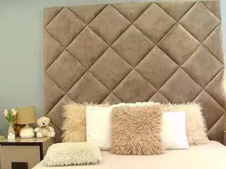 jaqueline_merlot on Flirt4Free 