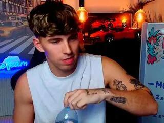 simone_florenzi on Flirt4Free