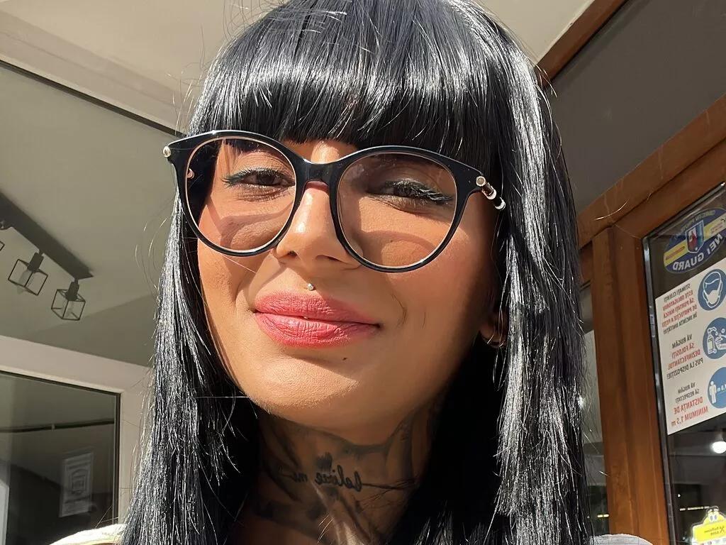 LuckyDeniz on LiveJasmin