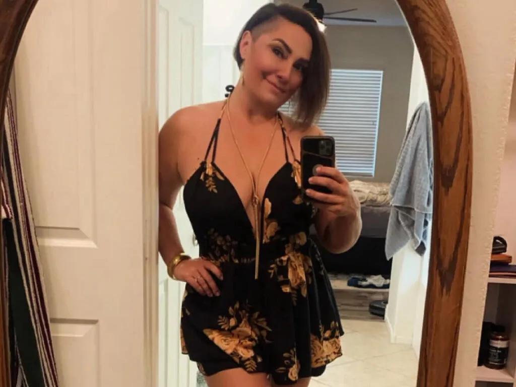 MysticWinters on LiveJasmin