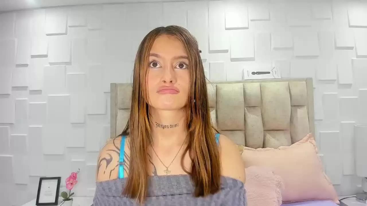 AliciaMiller on Streamray 