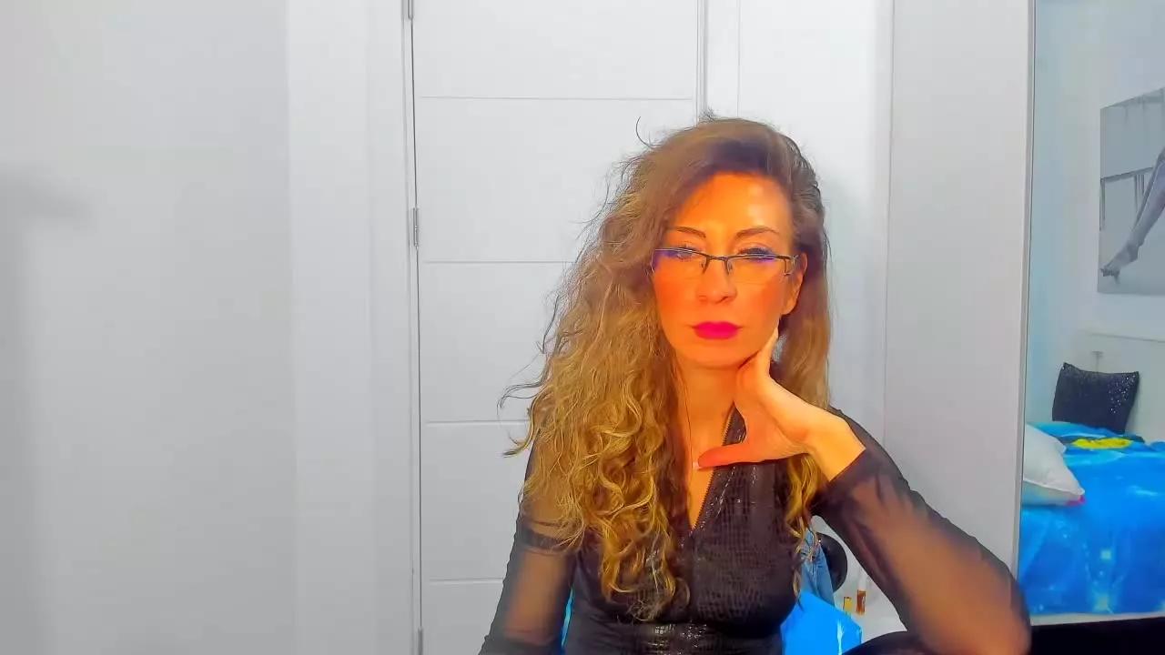 AvaMonroe77 on Streamray 