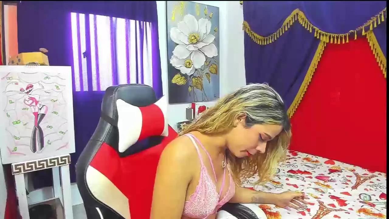 Isabella_Doll