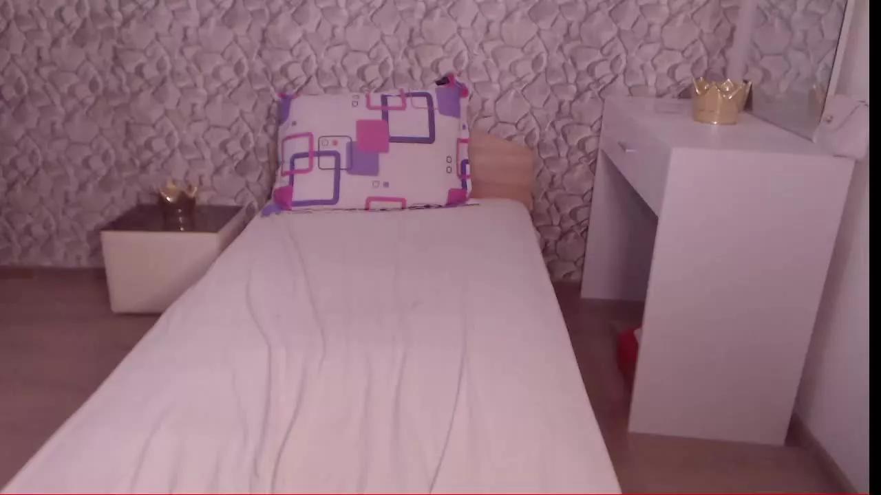 KarlaDivineTS on Streamray 