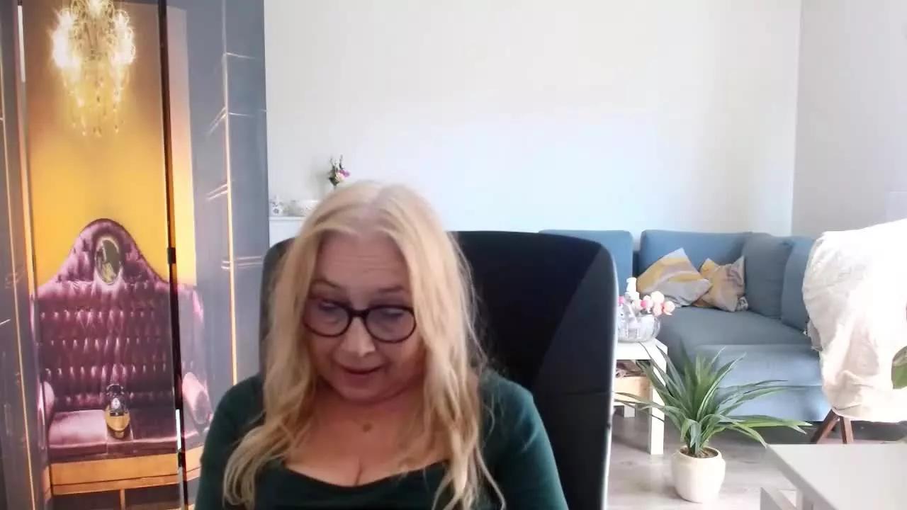 SofiaTease on Streamray 