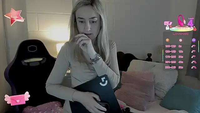 Freechat 1Sweetnina on StripChat