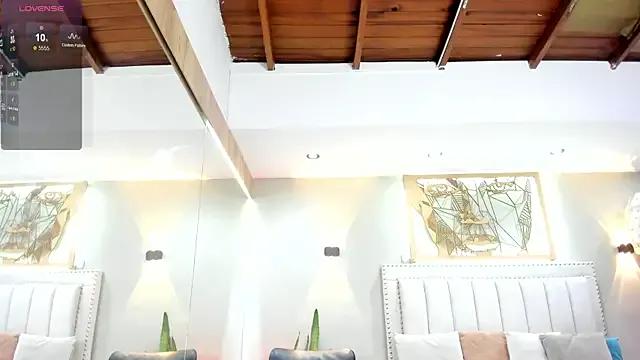 Freechat _alaiasmile_ on StripChat