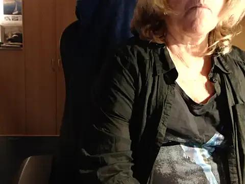 StripChat _sunshine__  is Freechat  _sunshine__ —  DildoInPussy+LivePicNow