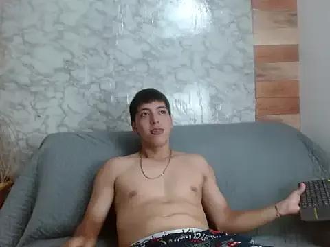 Avatar of aaron_antonella_mds