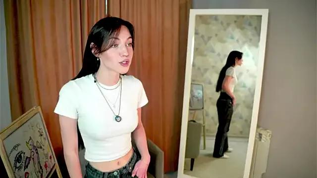 Avatar of AdellaMacht