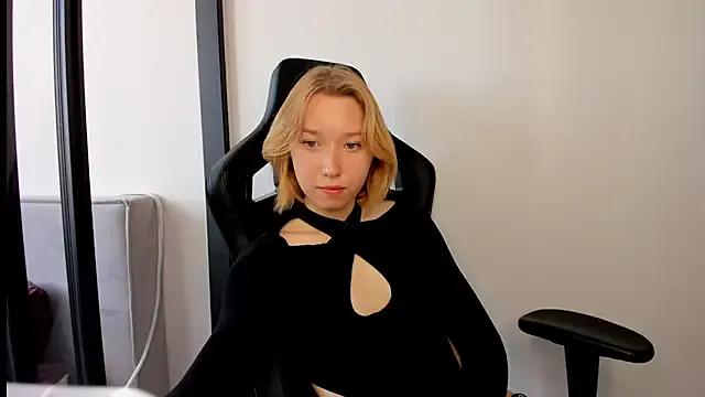 Agatha_May on StripChat 