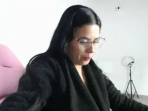 Alanaa_Sweet- on StripChat 