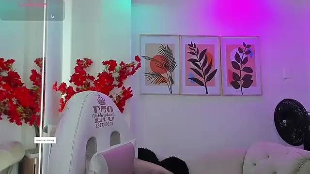 Freechat Alicia_leclair on StripChat