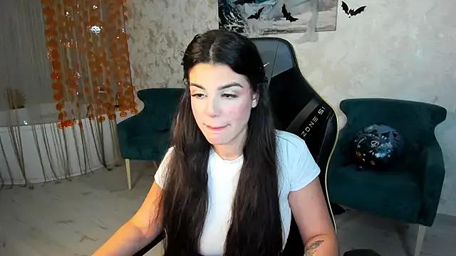 AlluringAriel — dancing in underwear ahhh