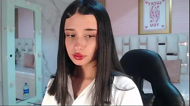 Freechat allyssa_bellini_s on StripChat