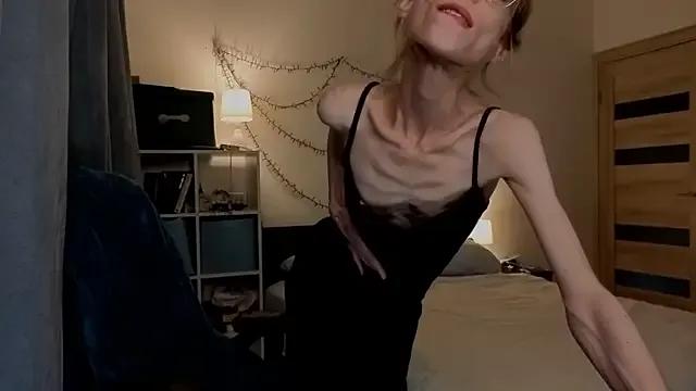 amber_quell_here — show tits