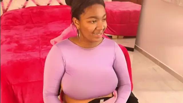 Freechat Amiranast on StripChat