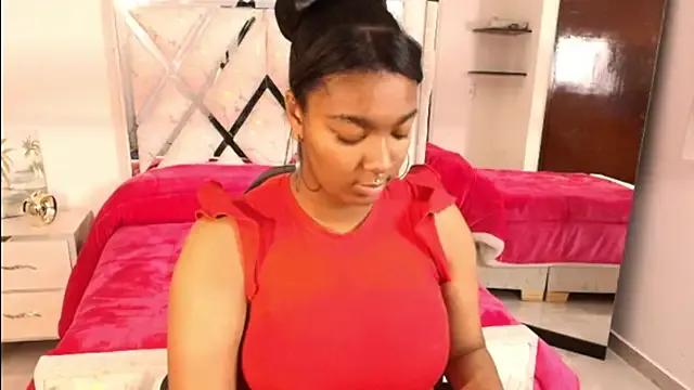 Freechat Amiranast on StripChat