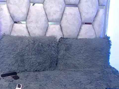 StripChat AnalyMilles  is Freechat  AnalyMilles — ride dildo